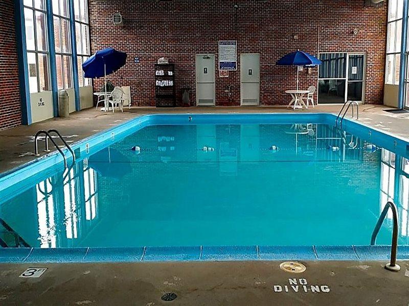 Days Inn Hotel & Conference Center La Crosse Buitenkant foto