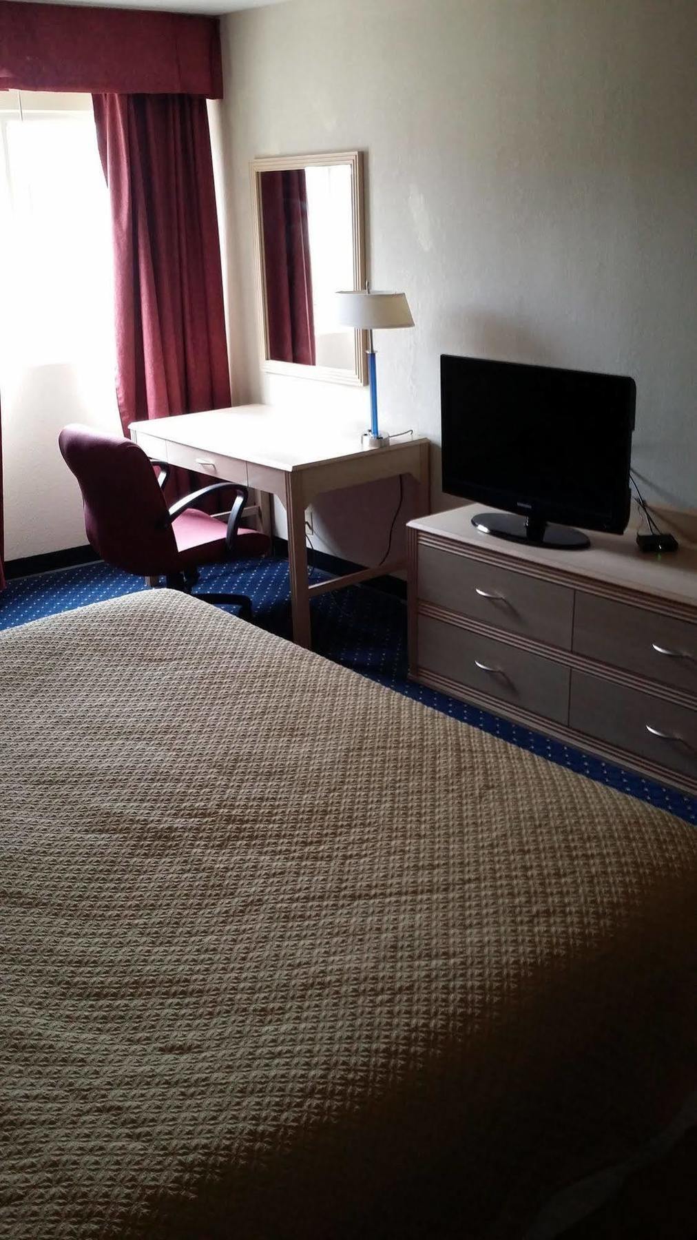 Days Inn Hotel & Conference Center La Crosse Buitenkant foto